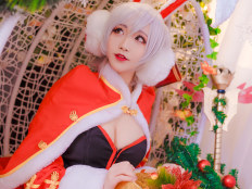 Cosplay：圣诞锐雯，福利送不停！